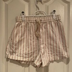 EUC Wilfred free shorts